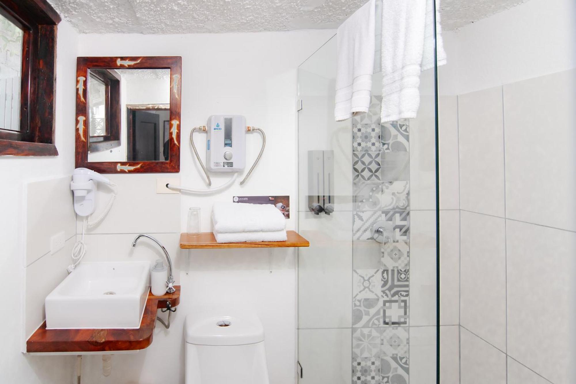 La K-Leta Boutique Guesthouse 푸에르토아요라 외부 사진