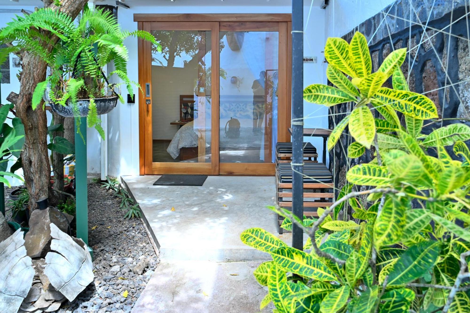 La K-Leta Boutique Guesthouse 푸에르토아요라 외부 사진