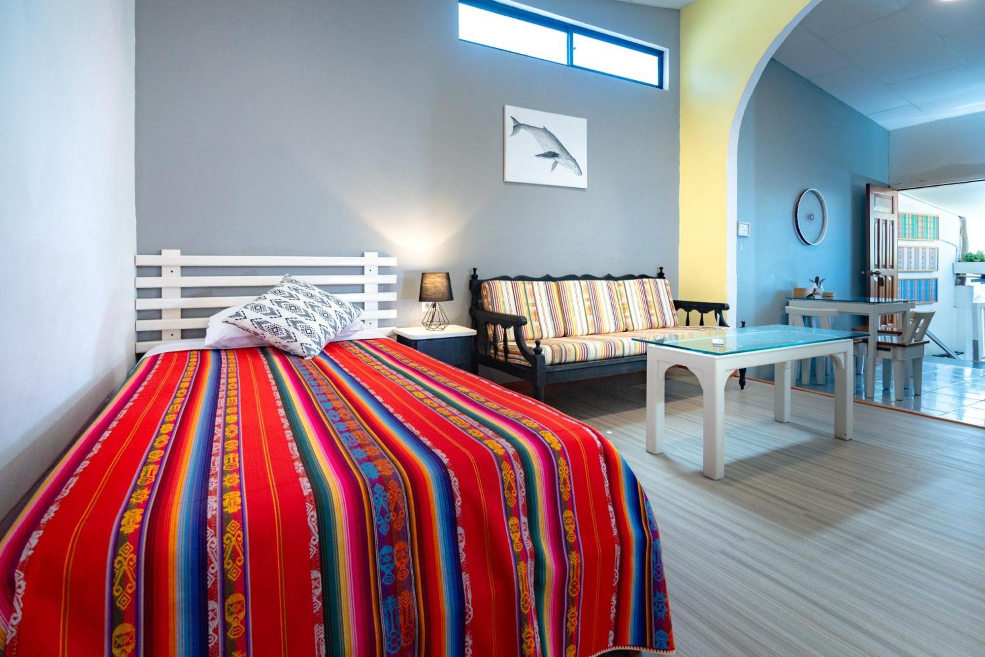 La K-Leta Boutique Guesthouse 푸에르토아요라 외부 사진